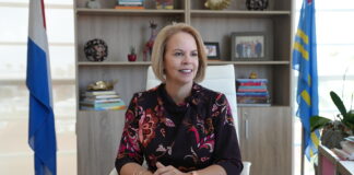 Prome Minister Evelyn Wever-Croes: Prome Minister ta elabora riba carta di CAFT na parlamento di Aruba