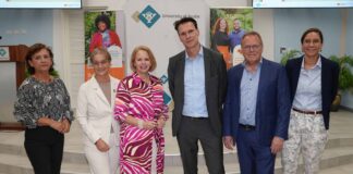 Durante Conferencia “Innovative Future of Governance in Aruba”, Prome Minister hunto cu Universidad di Aruba a celebra 15 aña di facultad OGM