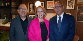 Continuando cu reunionnan durante su biahe di trabou, en conexion cu e rijkswet na caminda Prome Minister a reuni cu señor Andy Lee