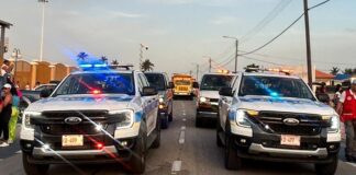 Mas o menos mil mucha a disfruta: A celebra parada di Fantasia cu 0 detencion