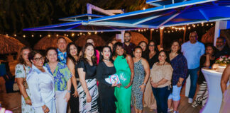 Aruba Bank ta honra Mariela Erasmus pa su 45 aña di servicio: E ta cla pa disfruta di su pension bon mereci