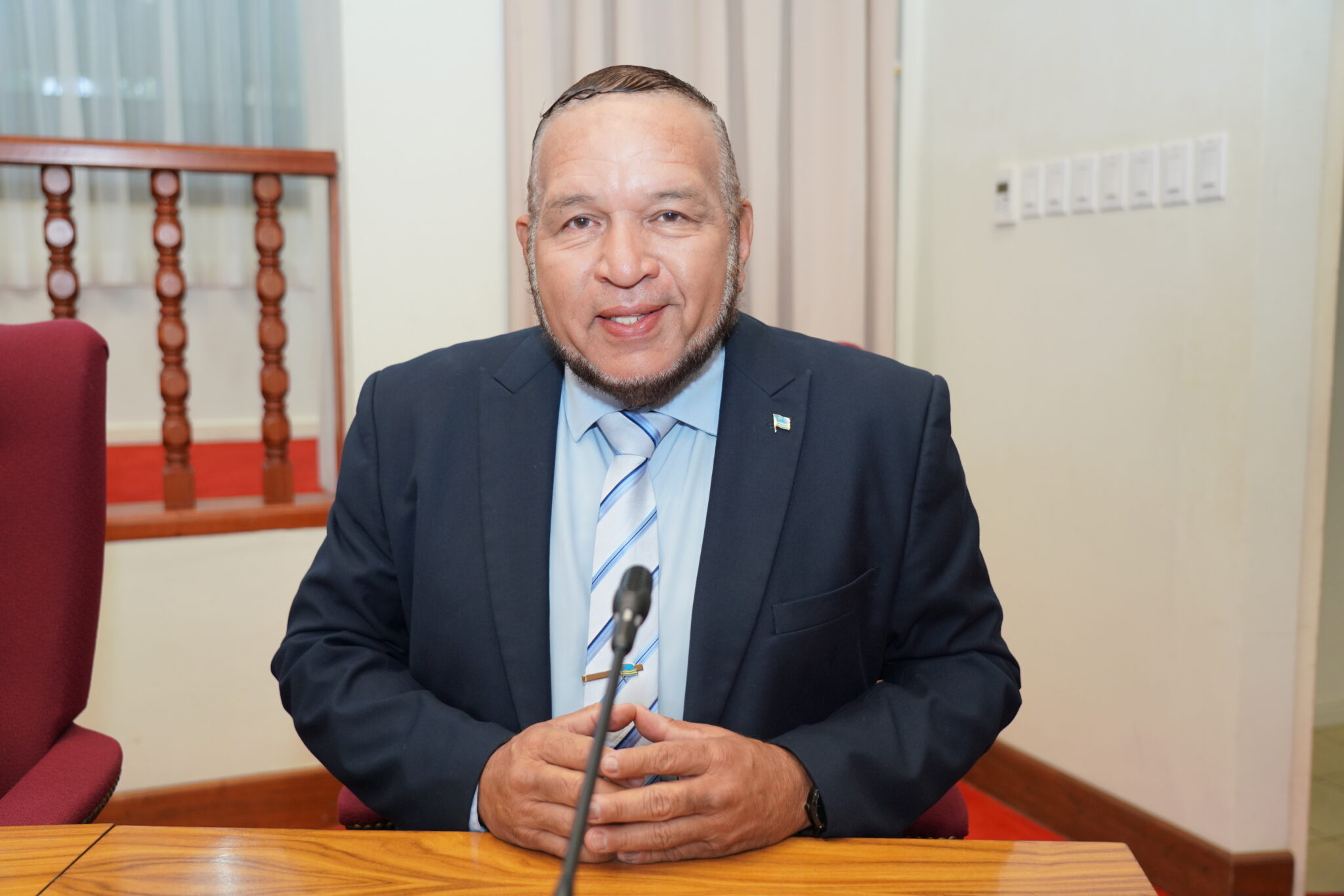 Parlamentario Endy Croes: Gabinete Eman Croes a sali MANCA! - Solo Di ...