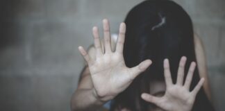 UMM: A DETENE UN HOMBER DEN CASO DI TRAFICACION DI HENDE