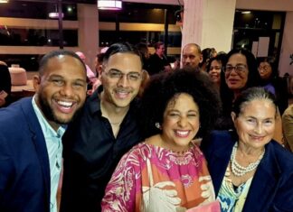 Concierto CHRIS- y TANIA KROSS tawata fantastico