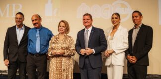 29, 30 di april y 6, 7 di mei tin documentario The Prime Ministers