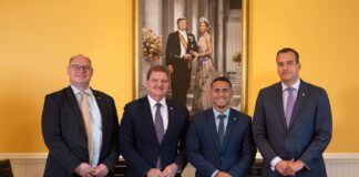 Avance den negociacion cu Royal Schiphol Group: MoU ta pone base pa un cooperacion sostenibel pa reforsa Aeropuerto Internacional Reina Beatrix