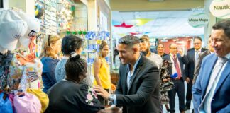 Minister Wendrick Cicilia a bishita Aruba Ports Authority y a haya presentacion di proyecto visionario di Port City