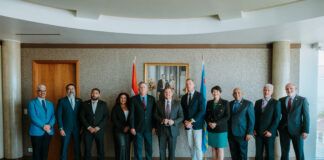 Prome Minister Mike Eman a reuni cu directiva di Camara di Comercio Aruba