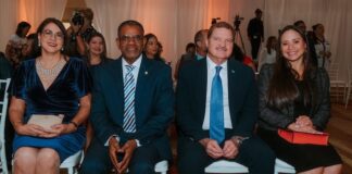 Gabinete AVP-Futuro ta felicita e ciudadanonan cu a ricibi condecoracion real