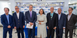 Minister Wever ta felicita Esther Emerencia-Gomes: Director nobo pa Post Aruba N.V.