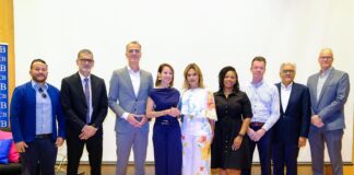 Aruba descubri: Nabegando e siguiente ola den turismo