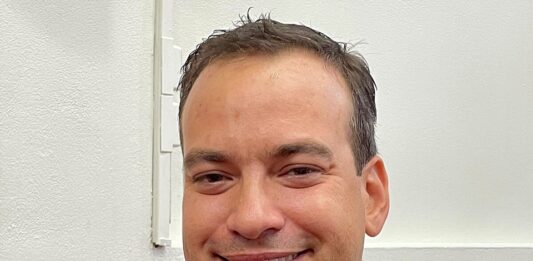 Comunicado di Minister di Finansa mr. Geoffrey Wever: ta lamenta cu parlamentario Evelyn Wever-Croes ta mal informa pueblo tocante fiansa riba mercado internacional