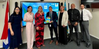 Demanda ta sigui halto pa Aruba: Minister Wendrick Cicilia a haya briefing di e Comision di Airlift