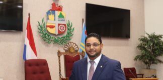 Parlamentario di AVP, John Hart: Mercado laboral ta pidi un cambio di direccion y no mas “Business as Usual”