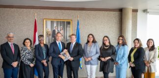 UNDP y Gobierno di Aruba ta reafirma compromiso strategico pa Desaroyo Sostenibel