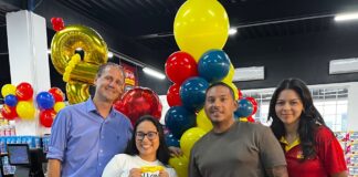 Ganadora di Op=Op Aruba su campaña di aniversario a disfruta di AWG 600 na productonan gratis