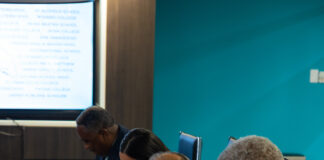 SETAR empoderando educacion: tur scol na Aruba awo conecta riba Fiber!