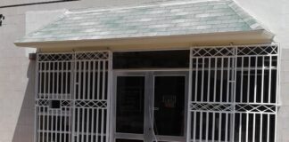 E aseguradonan registra na Botica San Nicolas por haci cambio di botica