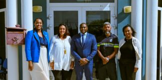 Minister Husticia Corsou di bishita na KPA