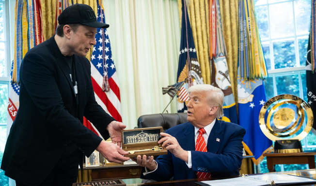 Musk y Trump den disputa publico