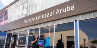 Auto Nights ta regresa un biaha mas na Garage Centraal y Aruba Bank ta presente!