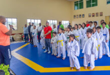 Rayshawn Nicholson, Mattan Knepel, Ava Hernandez y Nicole Tromp a sali best fighters