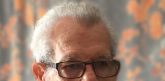 Antilla, e atraccion turistico: Skirbi door Vivienno Frank, Sr.