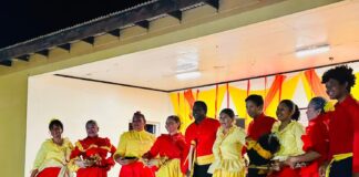 Stimulando union comunitario: Centro di Bario Noord cu un ambiente celebrativo na honor di “Dia di Dera Gay”