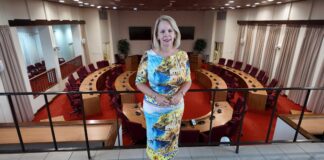 Parlamentario Evelyn Wever-Croes: 100 dia di gobernacion y ainda Aruba no tin un gobierno completo, lo unico cu tin ta medida y promesanan haci cu no a wordo cumpli