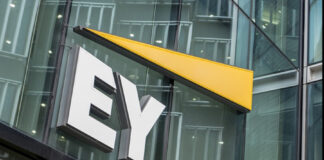 24ora ta keda biba den pasado: Hogeraad ya a condena Ernst & Young pa rapport incorecto den caso 18/01581