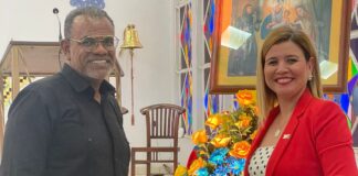 Parlamentarionan di AVP a celebra ‘20 de julio’ hunto cu e comunidad Colombiano