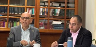 Otmar Oduber: PPA ta boga pa transparencia y participacion, Parlamento no por keda man cruza den proceso na un Rijkswet