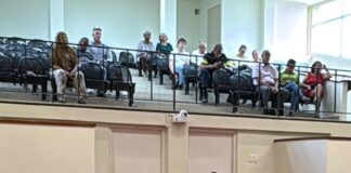 Partido MEP: Un show politico den parlamento: Minister Cicilia bou di curatela?