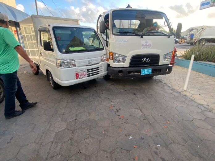 e5f4f327-3760-49c9-a430-3923b9c3ddf2