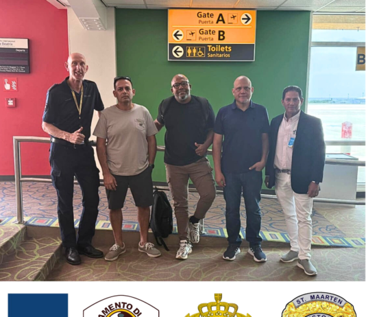 Tres duanero a biaha pa Curaçao pa e prome parti di e Verificateur Opleiding