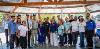 Staatssecretaris impreciona di su bishita na Santa Rosa