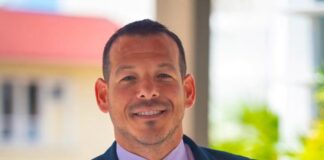 Parlamentario Rocco Tjon: Presupuesto Supletorio cu mas di 400 pregunta sin contesta: Coalicion ta faya barbaramente na transparencia. Si bo no tin nada pa sconde, dicon bo tin miedo pa contesta?