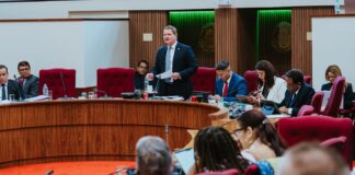 Prome Minister Eman: E mision ta pa comparti desaroyo cu tur famia