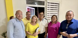 Reunion exitoso na cede di MEP sostenendornan di MEP ta rechasa rijkswet