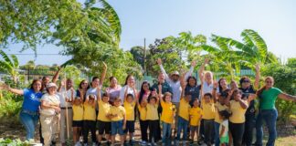 Scol Preparatorio Santa Jacinta tambe a uni na e plan di reforestacion di Aruba