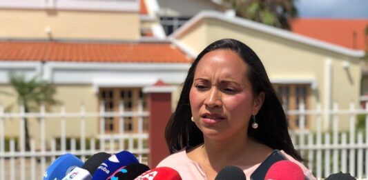 Percepcion den AVP despues di un aña: “Gerlien ta esun cu ta manda”