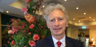 Presidente di Eerste Kamercommissie voor Koninkrijksrelaties: tin un base di confiansa pa por yuda otro