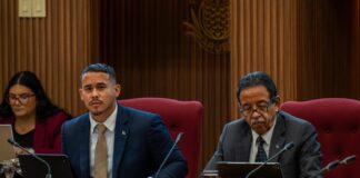 Minister Wendrick Cicilia a presenta nota di cambio pa coregi inhusticia den e ley di ‘minimumuurloon’