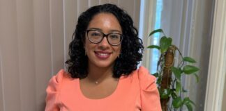 Parlamentario Stephany Sevinger (AVP): Pa alivia presion riba FCCA y haci vivienda mas accesibel mester flexibilisa rekisito pa tereno