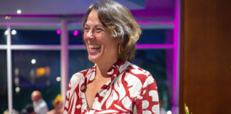 Aruba Bank ta despedi di señora Laureen Dix