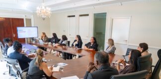 Comision Nacional di Derecho di Mucha a presenta recomendacion na Gobierno