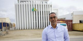 Parlamentario Clifford Heyliger: “12 miyon florin di pueblo a disparce bou e maneho desastroso di MEP den Utilities”