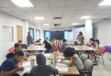 Workshop organisa door di Departamento di Asuntonan Economico/IDEA tabata hopi interactivo y educativo: Workshop Mini BOSS for a Day – Inspirando e lidernan di mañan