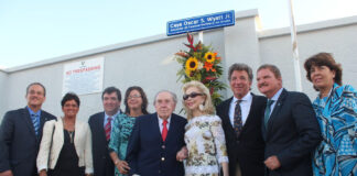 Prome Minister Eman ta expresa convivencia cu famia Wyatt