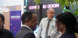 Minister Rene Herdé a haci apertura di SETAR Digital Week